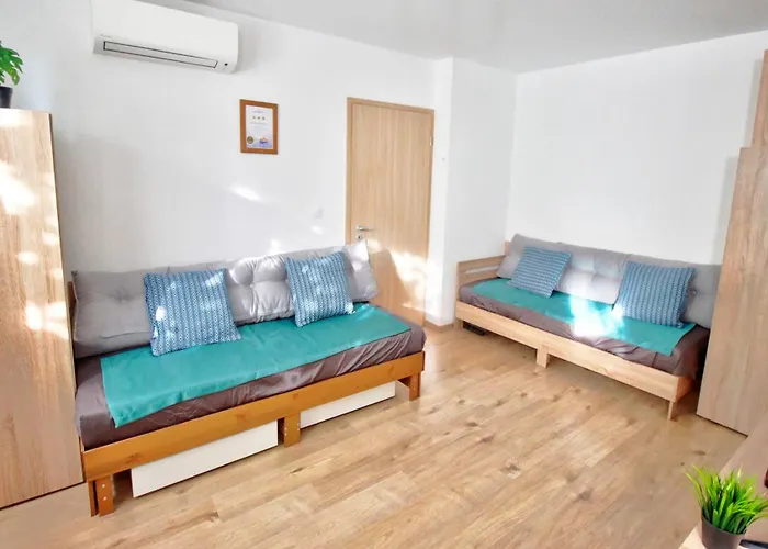 Apartamento Novilda 102&103